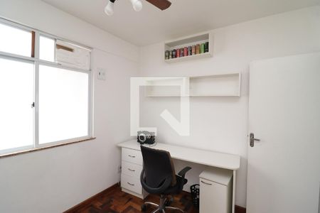 Quarto 1 de apartamento à venda com 3 quartos, 60m² em Portuguesa, Rio de Janeiro