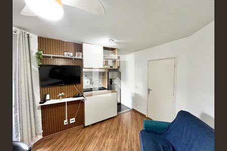 Sala de apartamento para alugar com 2 quartos, 48m² em Vila Bela Vista (zona Norte), São Paulo