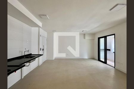 Sala/Cozinha de kitnet/studio para alugar com 1 quarto, 46m² em Centro, Campinas