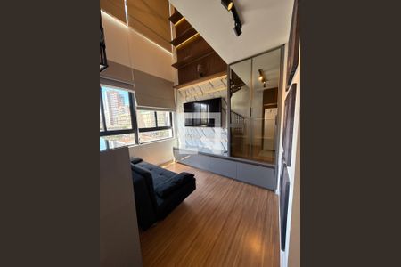 Sala de apartamento para alugar com 1 quarto, 39m² em Parolin, Curitiba