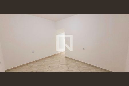 Quarto de casa para alugar com 1 quarto, 35m² em Vila Virginia, Itaquaquecetuba