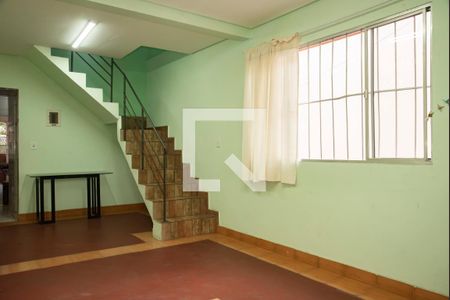 Sala de casa para alugar com 2 quartos, 130m² em Vila da Saúde, São Paulo