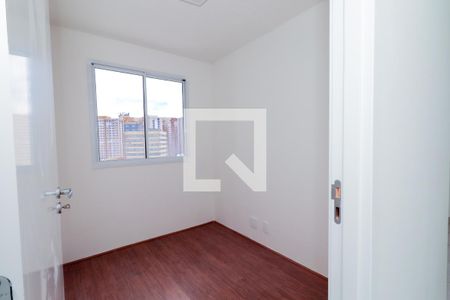 Quarto 2 de apartamento para alugar com 2 quartos, 37m² em Parque Industrial Tomas Edson, São Paulo