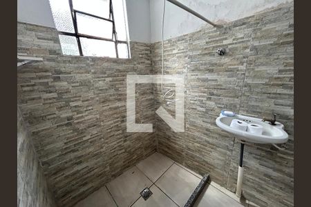 Banheiro de casa para alugar com 1 quarto, 60m² em Turiaçú, Rio de Janeiro