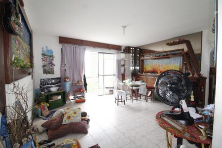 Sala de apartamento para alugar com 3 quartos, 110m² em Costa Azul, Salvador