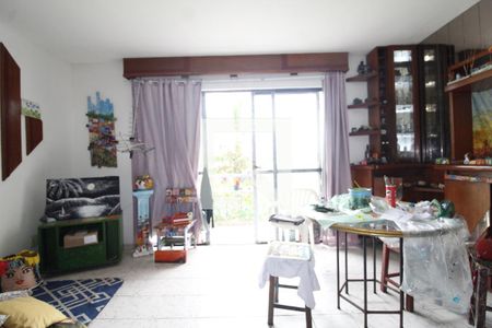 Sala de apartamento para alugar com 3 quartos, 110m² em Costa Azul, Salvador