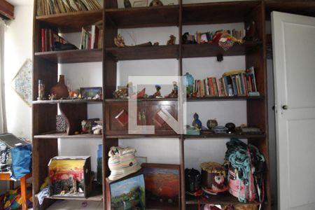 Quarto 1  de apartamento para alugar com 3 quartos, 110m² em Costa Azul, Salvador