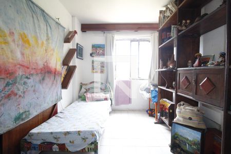 Quarto 1  de apartamento para alugar com 3 quartos, 110m² em Costa Azul, Salvador