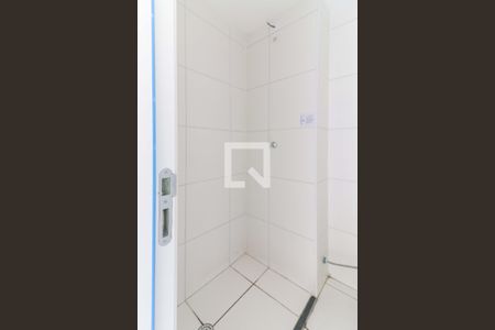 Banheiro de apartamento para alugar com 2 quartos, 37m² em Jaguaré, São Paulo