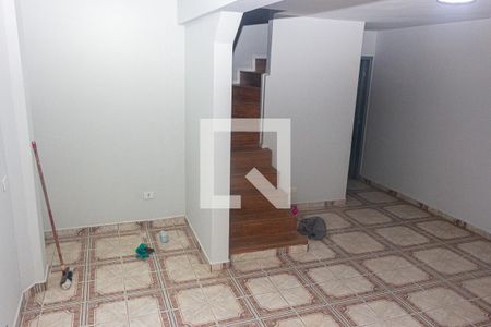 Sala de casa para alugar com 2 quartos, 70m² em Vila do Castelo, São Paulo