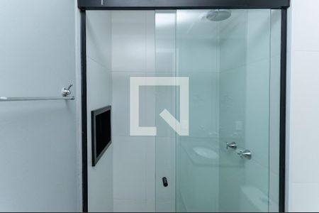 Banheiro Social de apartamento à venda com 2 quartos, 48m² em Pompeia, São Paulo