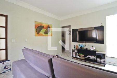 Sala de casa para alugar com 4 quartos, 120m² em Jardim das Palmeiras, Uberlândia