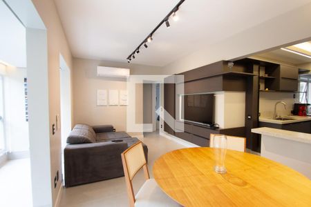 Sala de apartamento para alugar com 2 quartos, 72m² em Paraíso, São Paulo