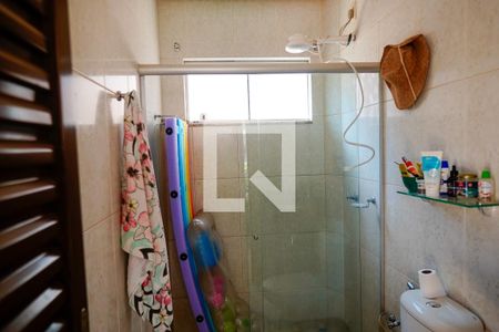 Banheiro de casa de condomínio para alugar com 3 quartos, 300m² em Jardins Mônaco, Aparecida de Goiânia