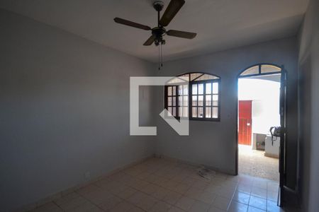 Casa para alugar com 3 quartos, 58m² em Ponto Chic, Nova Iguaçu