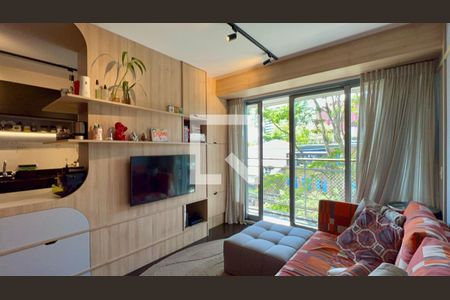Sala de TV de apartamento para alugar com 1 quarto, 56m² em Vila Madalena, São Paulo