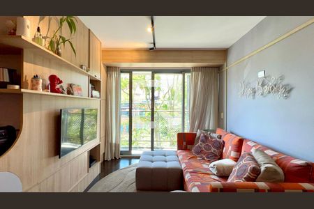 Sala de TV de apartamento para alugar com 1 quarto, 56m² em Vila Madalena, São Paulo