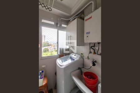 Area de Serviço  de apartamento à venda com 3 quartos, 66m² em Vila Augusta, Guarulhos