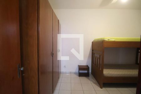 Quarto de apartamento para alugar com 2 quartos, 92m² em Jardim Centenario, Guarujá