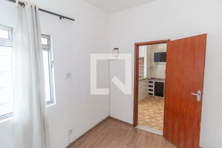 Quarto 1 de casa para alugar com 2 quartos, 90m² em Osvaldo Cruz, Rio de Janeiro
