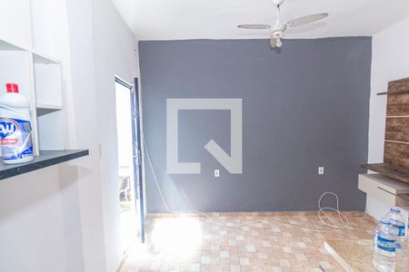 Sala de casa para alugar com 2 quartos, 90m² em Osvaldo Cruz, Rio de Janeiro