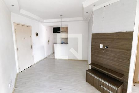 Sala de apartamento para alugar com 2 quartos, 57m² em Jardim Henriqueta, Taboão da Serra