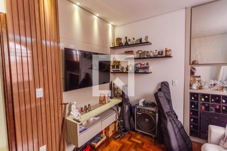 Quarto 1 de casa à venda com 5 quartos, 245m² em Ipê, Belo Horizonte