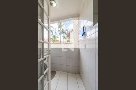 Área de Serviço de apartamento para alugar com 2 quartos, 74m² em Jardim Regina Alice, Barueri