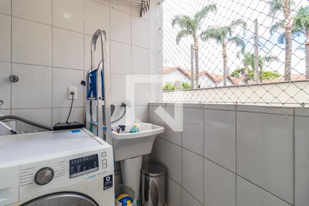 Área de Serviço de apartamento para alugar com 2 quartos, 74m² em Jardim Regina Alice, Barueri