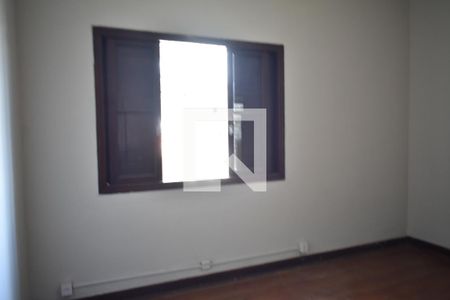 Quarto 1 de casa para alugar com 3 quartos, 250m² em Planalto Paulista, São Paulo