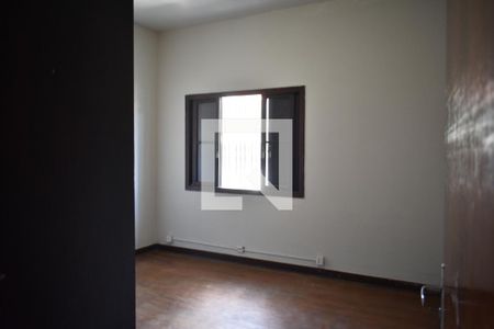 Quarto 1 de casa para alugar com 3 quartos, 250m² em Planalto Paulista, São Paulo