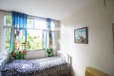 Quarto 1 de apartamento para alugar com 2 quartos, 60m² em Taquara, Rio de Janeiro