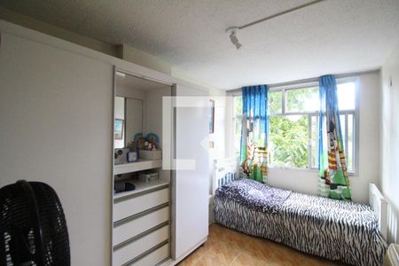 Quarto 1 de apartamento para alugar com 2 quartos, 60m² em Taquara, Rio de Janeiro