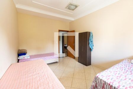 Casa à venda com 4 quartos, 360m² em Inconfidentes, Contagem