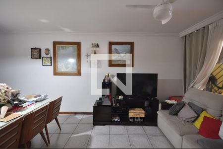 Sala de casa à venda com 3 quartos, 125m² em Vila Medeiros, São Paulo