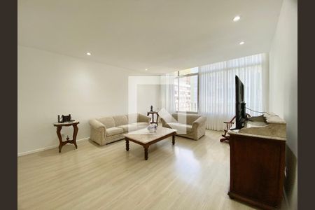 Sala  de apartamento para alugar com 3 quartos, 147m² em Copacabana, Rio de Janeiro