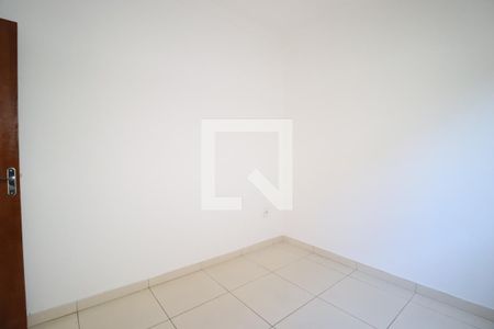 Quarto 1 de casa para alugar com 3 quartos, 130m² em Granada, Uberlândia