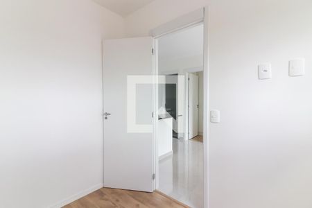 Quarto 2 de apartamento para alugar com 2 quartos, 37m² em Vila Butantã, São Paulo