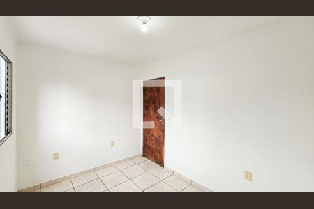 Quarto 2 de casa para alugar com 3 quartos, 120m² em Rochdale, Osasco