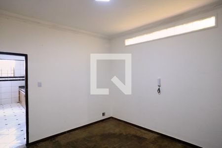 Sala de casa para alugar com 2 quartos, 80m² em São Marcos, Belo Horizonte
