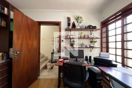 Escritório de casa à venda com 4 quartos, 420m² em City América, São Paulo