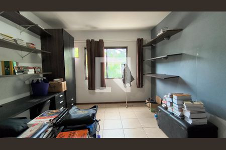 Suíte 1 de casa de condomínio para alugar com 4 quartos, 360m² em Vargem Pequena, Rio de Janeiro