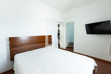 Casa à venda com 3 quartos, 419m² em Lindéia, Contagem