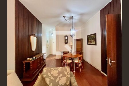 Sala de apartamento à venda com 3 quartos, 104m² em Cambuí, Campinas