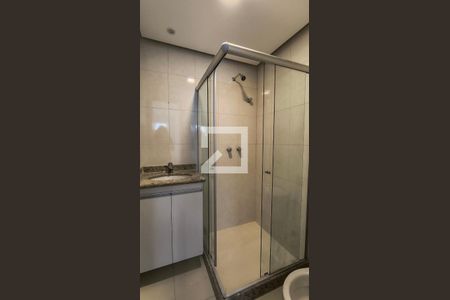 Banheiro da Suíte  de apartamento para alugar com 3 quartos, 74m² em Recreio dos Bandeirantes, Rio de Janeiro