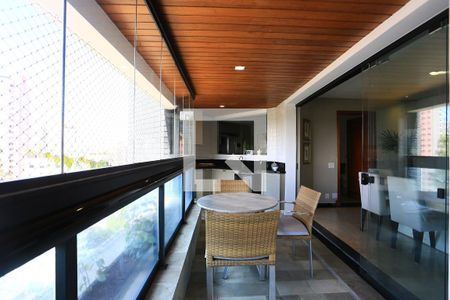 Varanda gourmet de apartamento à venda com 4 quartos, 280m² em Vila Andrade, São Paulo