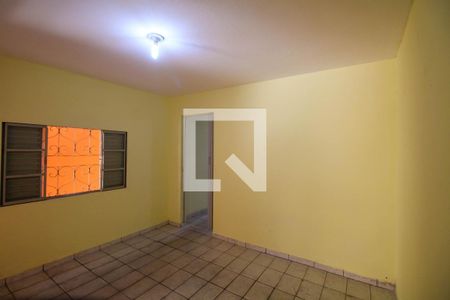 Quarto de casa para alugar com 2 quartos, 120m² em Vila Sapopemba, São Paulo