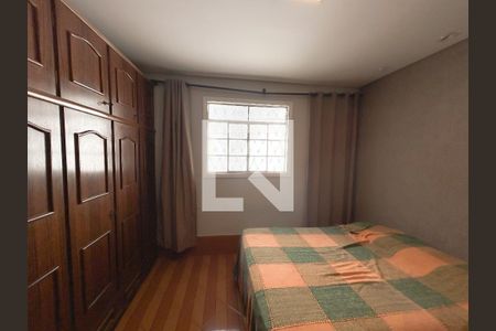 Casa à venda com 3 quartos, 169m² em Rio Branco, Belo Horizonte