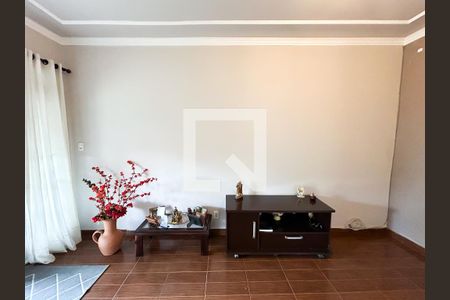 Casa à venda com 3 quartos, 169m² em Rio Branco, Belo Horizonte