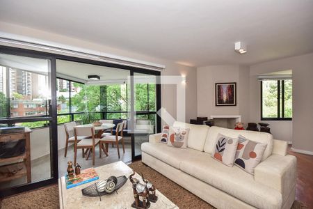 Sala de apartamento à venda com 3 quartos, 140m² em Vila Andrade, São Paulo